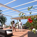 فيلة Entire Bellavita Sea View *