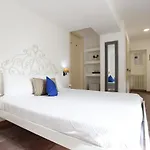 Entire Bellavita Sea View فيلة أناكابْري