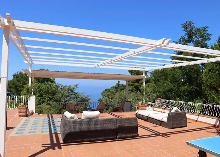 Entire Bellavita Sea View